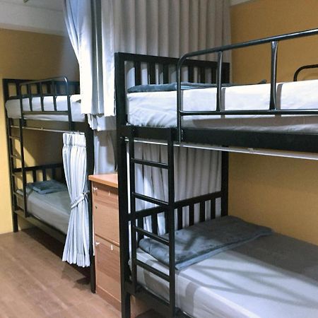 Artistel (Adults Only) Hostel เชียงใหม่ ภายนอก รูปภาพ