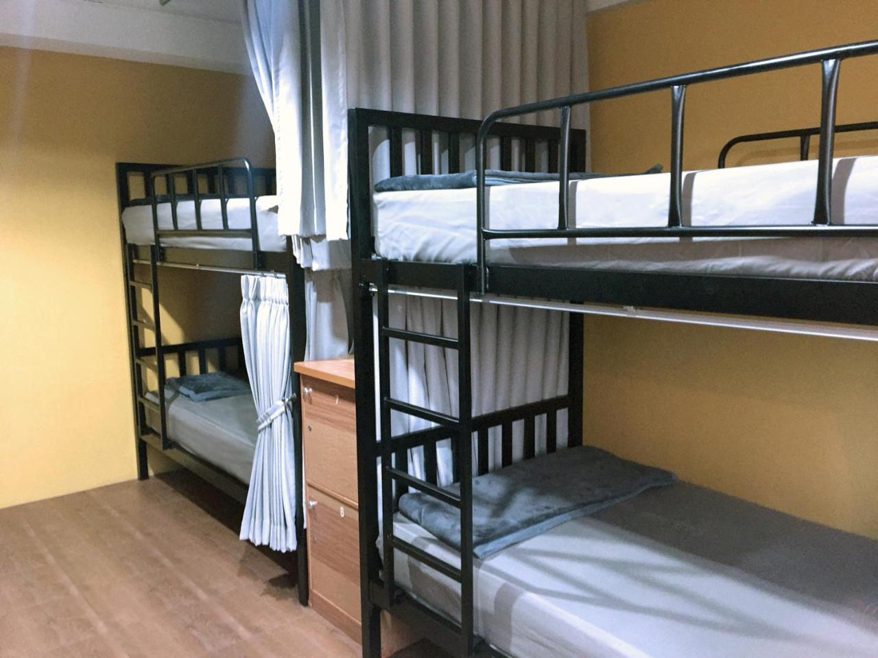 Artistel (Adults Only) Hostel เชียงใหม่ ภายนอก รูปภาพ